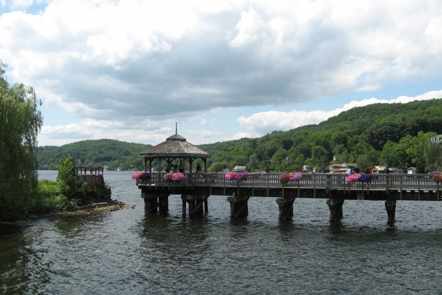 Le vieux pont de North Hatley sur le lac Massawippi. Valérie FORTIER