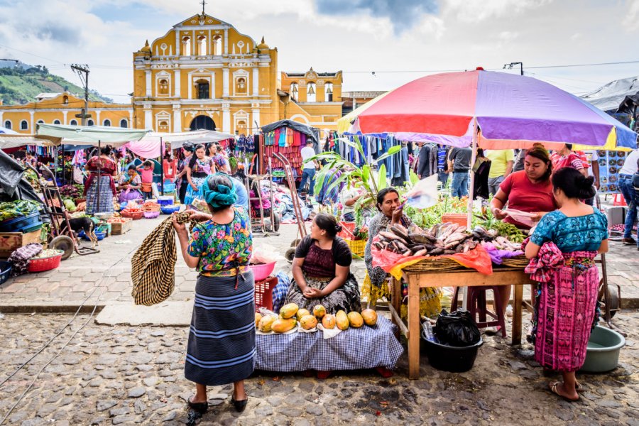 Jour de marché, Santa María de Jesús. Lucy Brown - loca4motion / Shutterstock.com
