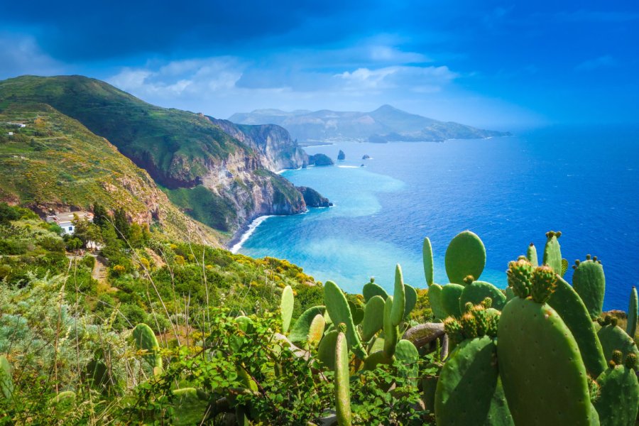 Paysage de l'île de Lipari. Silvy K.