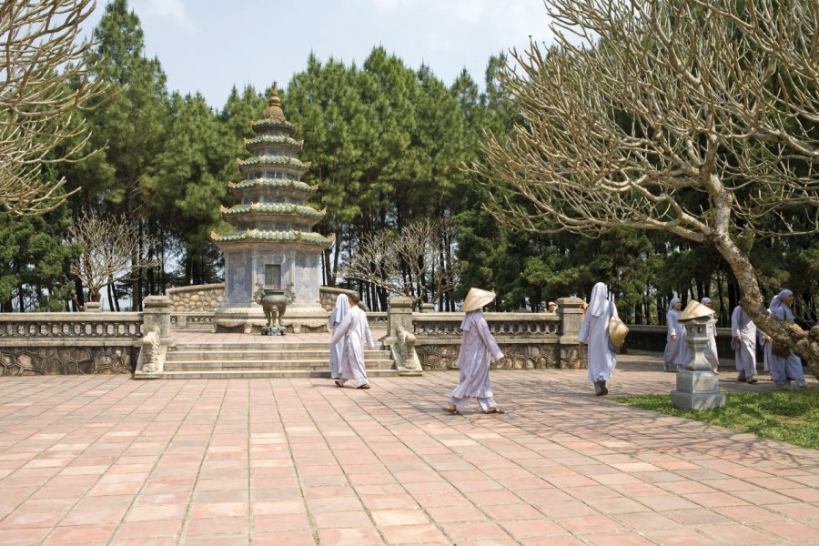 Pagode Thiên Mu. Yukiko Yamanote - Iconotec