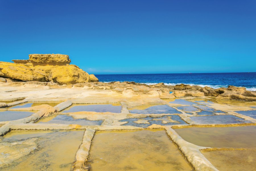 Marais salants près de Marsaxlokk. trabantos - iStockphoto.com