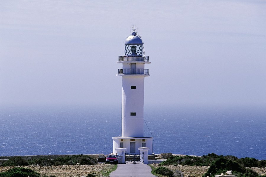 Phare du cap de Barbaria. Hervé Bernard - Iconotec