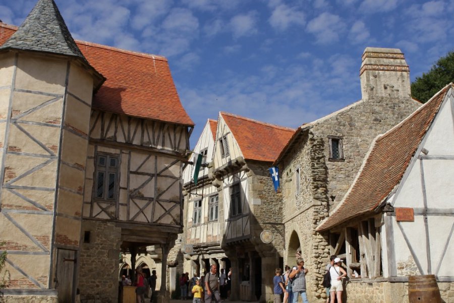 Cité médiévale du Puy du Fou Puy du Fou