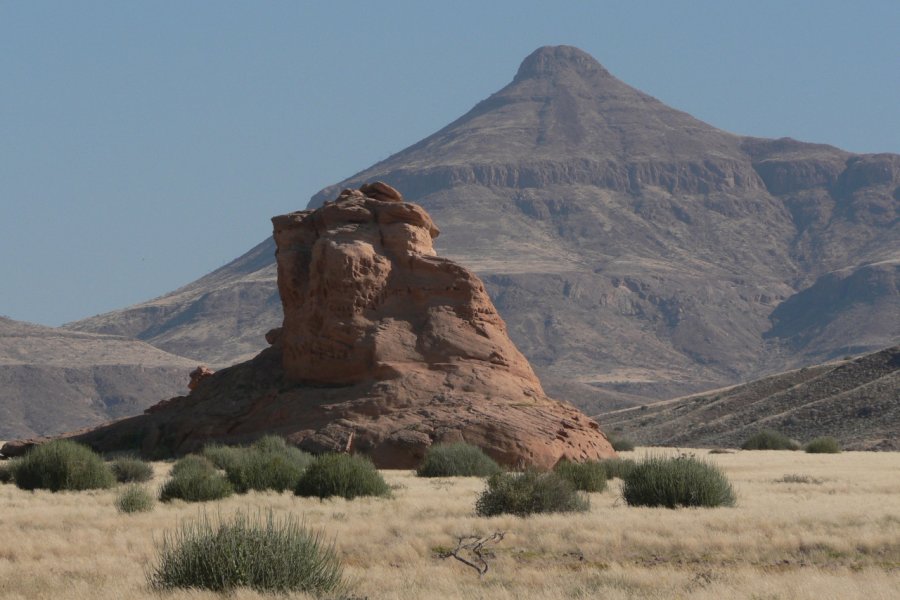 Paysage du Damaraland. Ute von Ludwiger / Namibia Tourism - www.fotoseeker.com