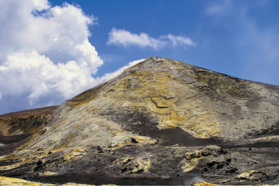 L'Etna, un volcan toujours en activité. Picsofitalia.com