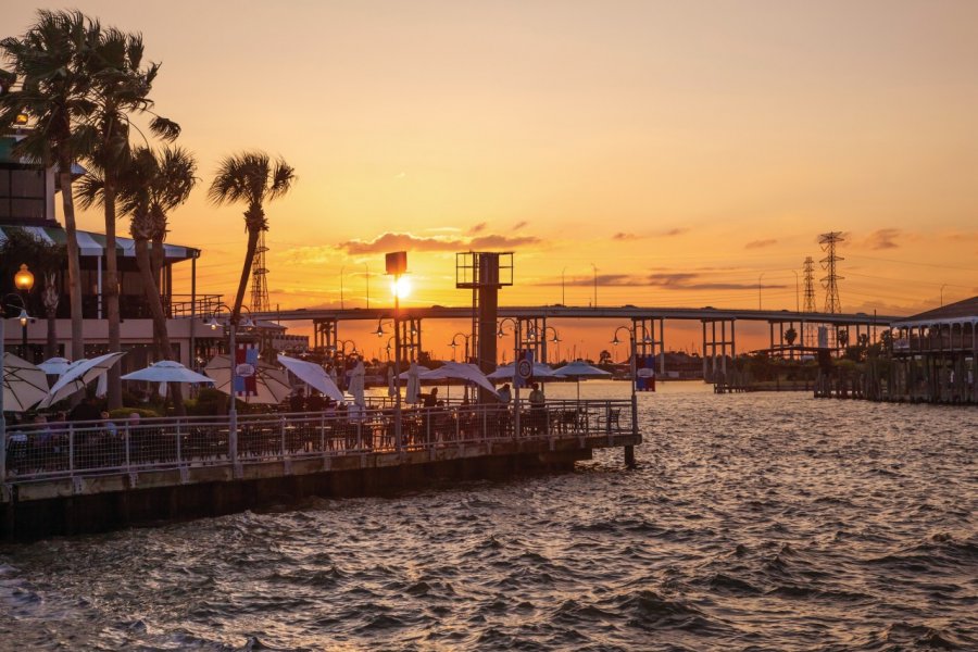 Kemah Boardwalk. typhoonski - iStockphoto