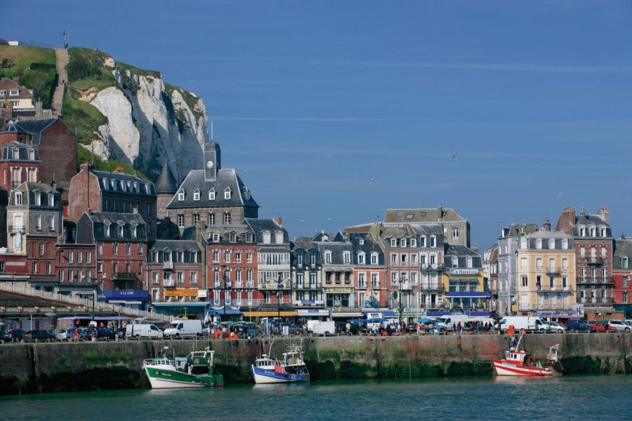 Le Tréport, avec ses charmantes maisons à flanc de falaise Franck GODARD