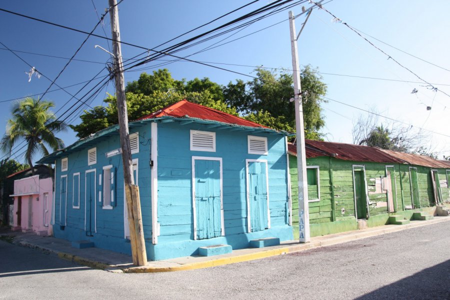 Les maisons colorées de Barahona. odjectif - Fotolia