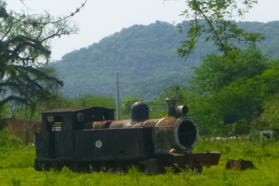 Cimetière de trains de Sapucái. Nicolas Lhullier