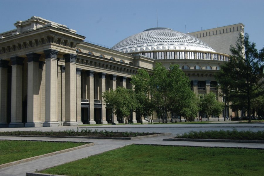 L'Opéra et théâtre de ballet Stéphan SZEREMETA
