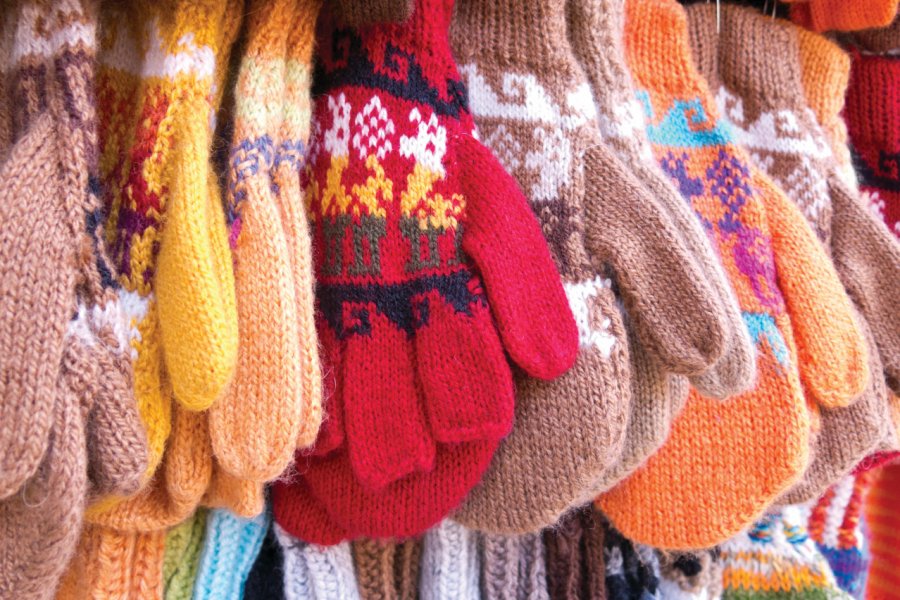 Vêtements en laine d'alpaga. ToniFlap - iStockphoto.com