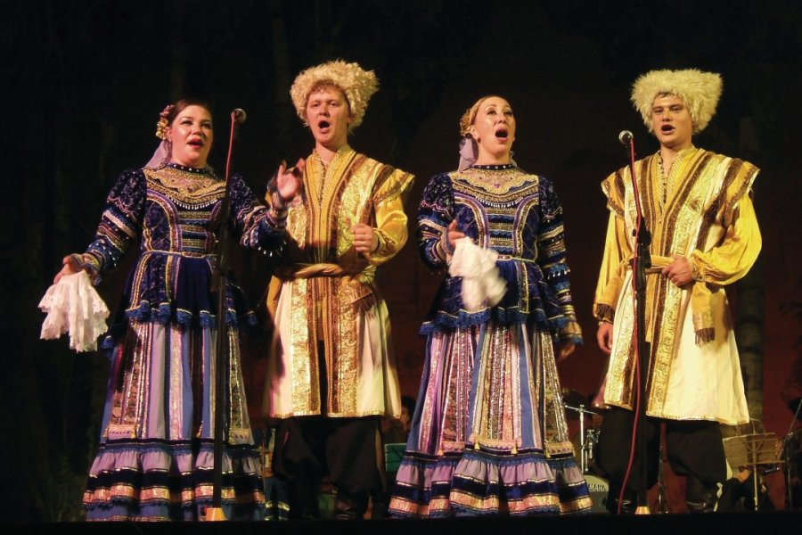 Spectacle cosaque au théâtre bouriate d'opéra et de ballet Stéphan SZEREMETA