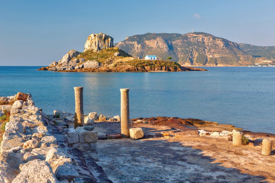 L'île de Kastri et les ruines de Kos Sborisov - iStockphoto