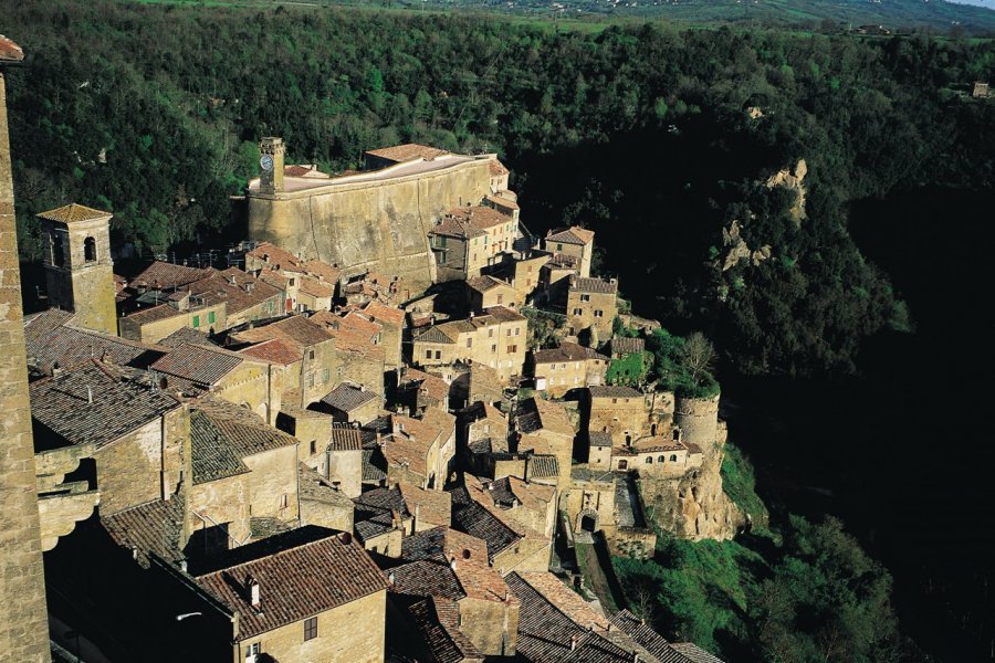 Village de Sorano. Eric Martin - Iconotec