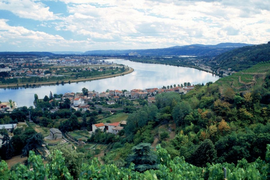 Vue de Saint-Michel-sur-Rhône PHOVOIR