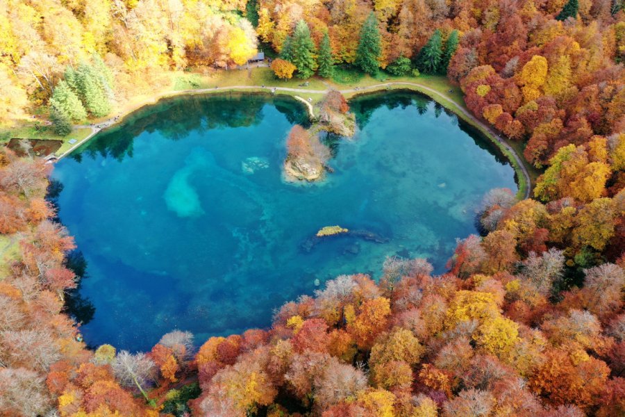 Lac de Bethmale. Xavier - stock.adobe.com