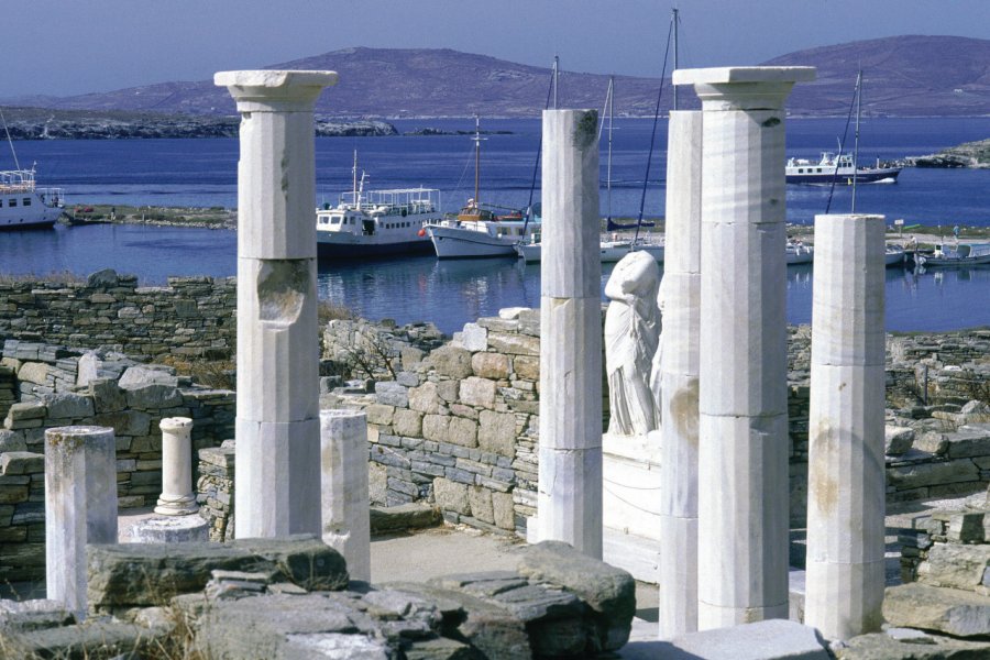 Temple de Jupiter, site antique de Delos. Itzak Newmann - Iconotec