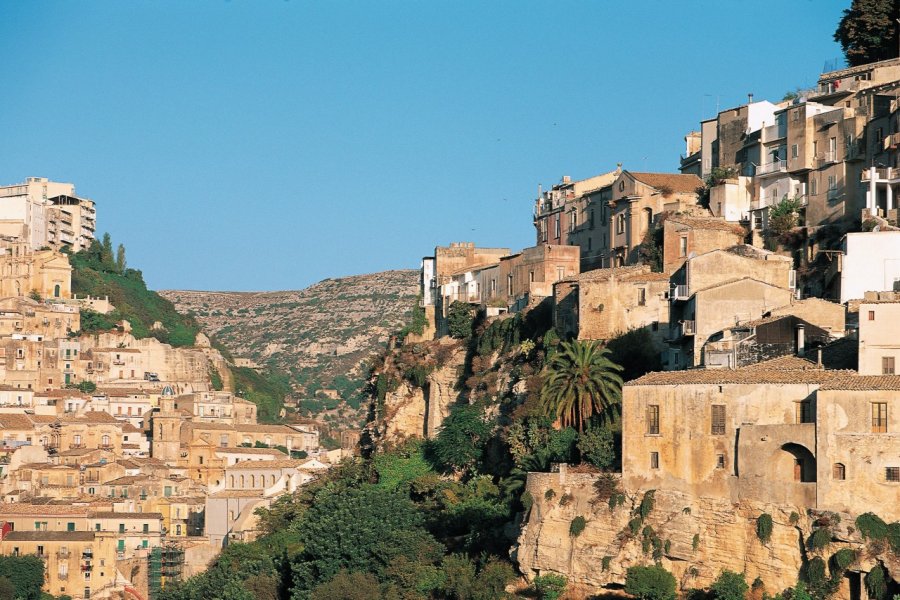 Ragusa Ibla, le coeur de la ville basse. Apollon - Iconotec