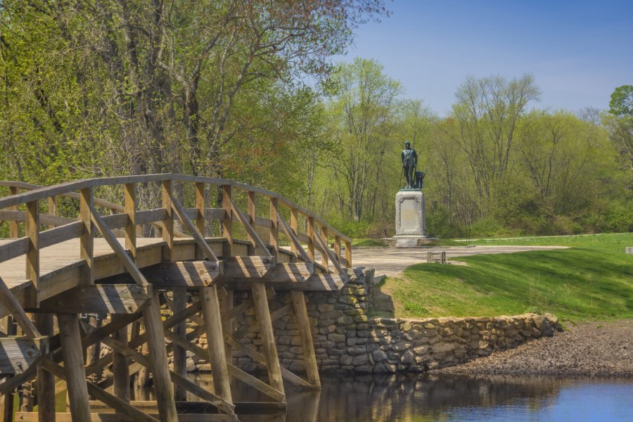 Le Old North Bridge, Concord. GagliardiImages - Shutterstock.com