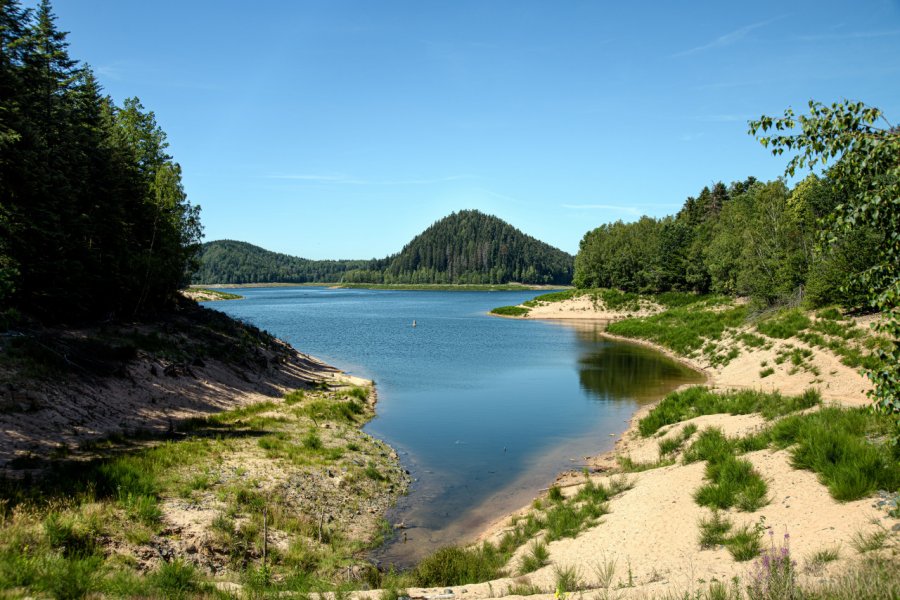 Le lac de Pierre-Percée. Momos'pictures - Shutterstock.com