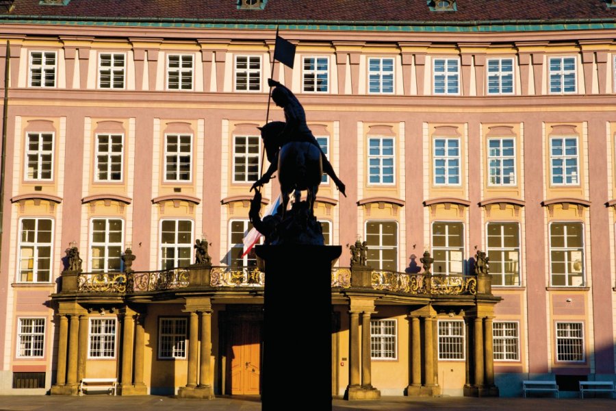 Troisième cour du Château royal (Pražský hrad). (© Author's Image))