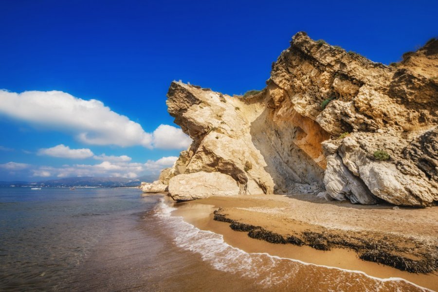 Kalamaki. Mila Atkovska - Shutterstock.com