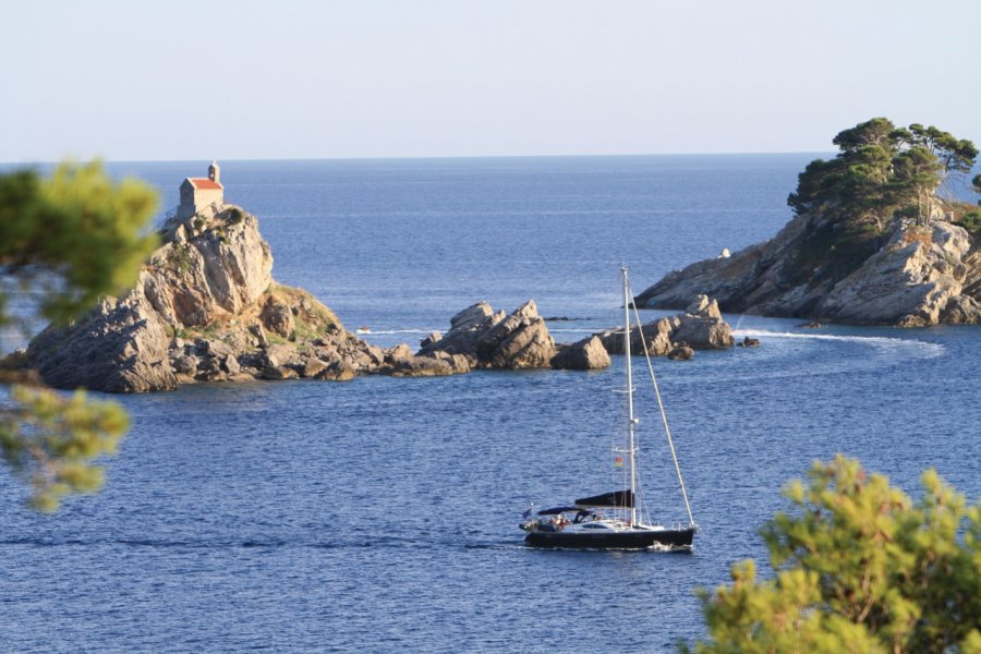 Îles Katić et Nedjelja au large de Petrovac Stéphan SZEREMETA