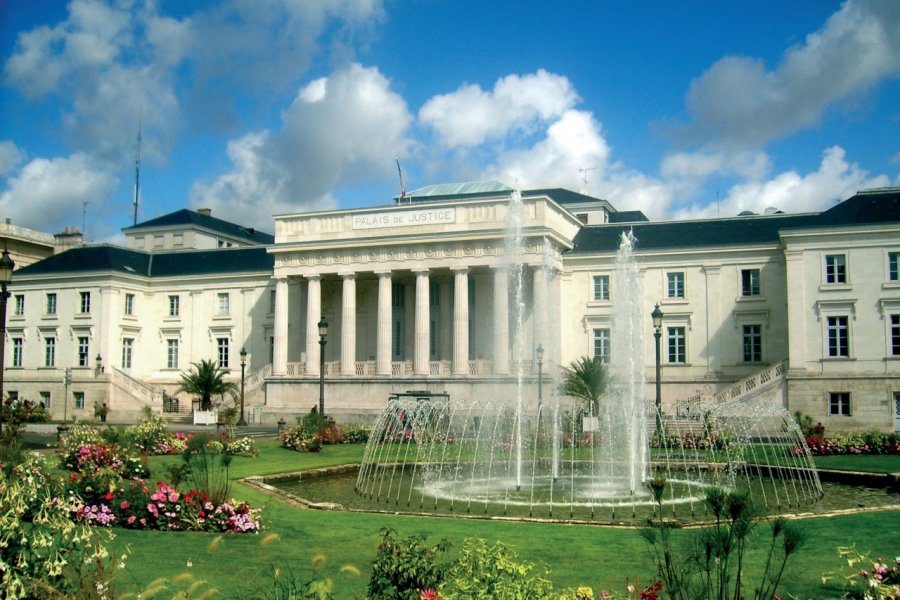 Le palais de justice de Tours (© Benuch - Fotolia))