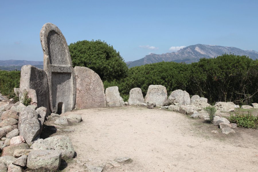 La tombe des géants de S'Ena e Thomes. AmpH - iStockphoto.com