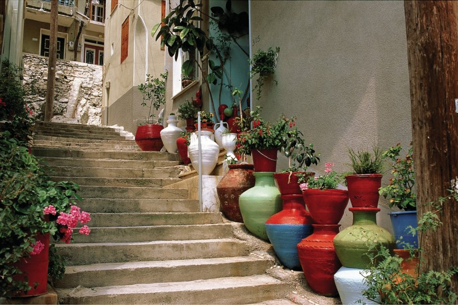 Ruelle de l'île de Lesbos. Author's Image