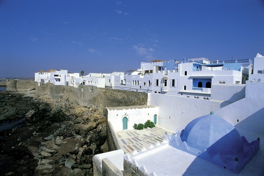 Habitations en bord de mer. Hugo Canabi - Iconotec