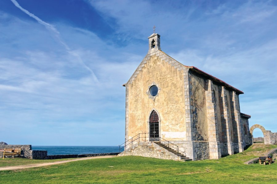 Ermitage Santa Catalina à Mundaka. Mimadeo - iStockphoto