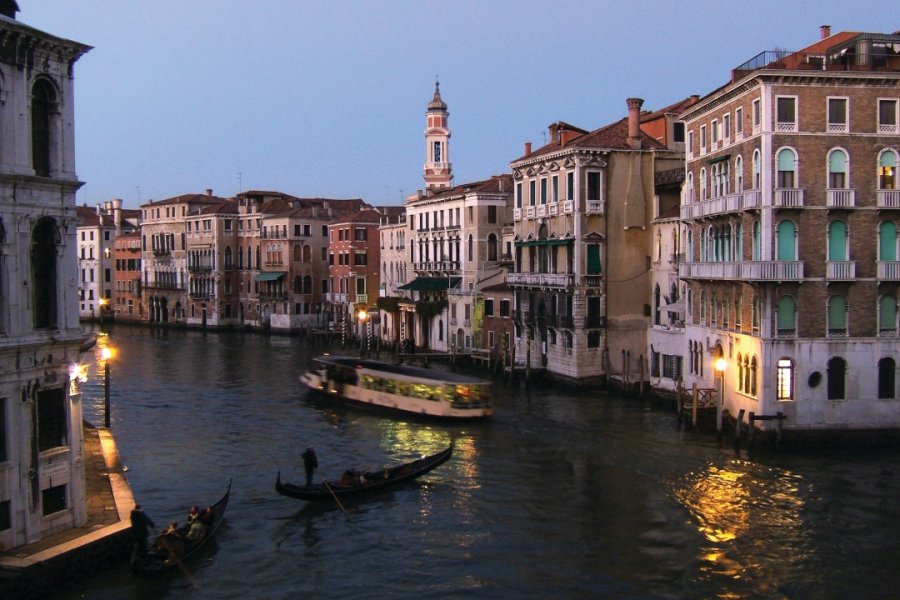 Vue sur le sestiere San Polo depuis le Rialto. Stéphan SZEREMETA