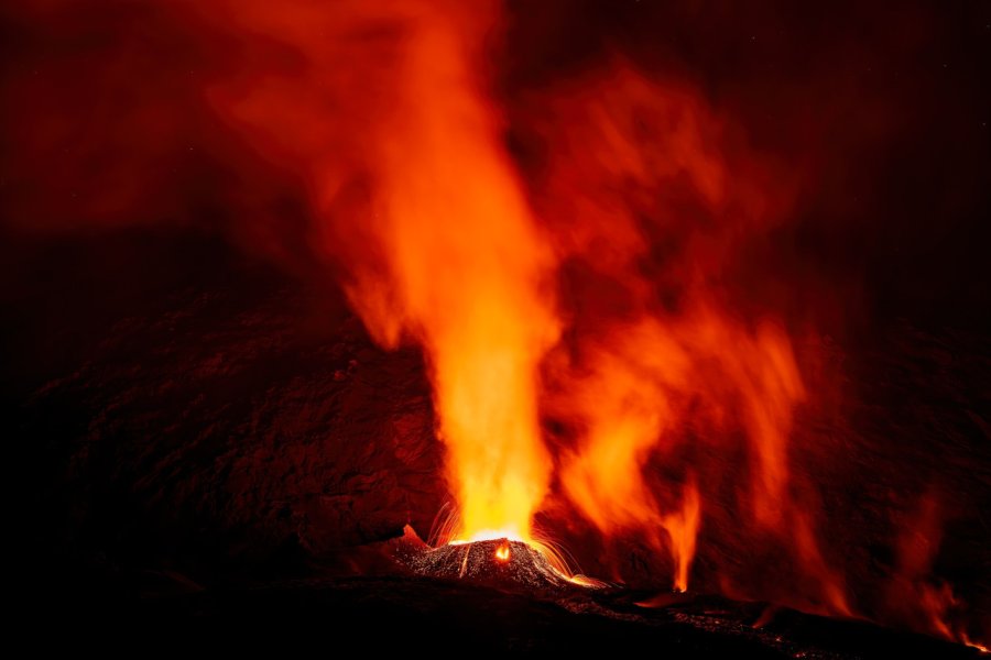 Pic de la Fournaise. Dimitri Coutandy - Shutterstock.com