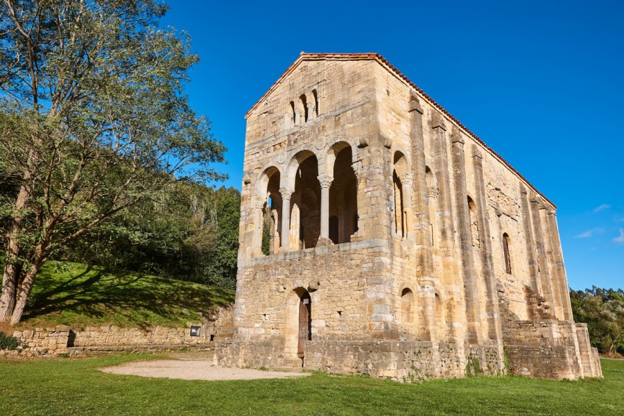 L'église Santa Maria del Naranco à Oviedo. ABB Photo - Shutterstock.Com