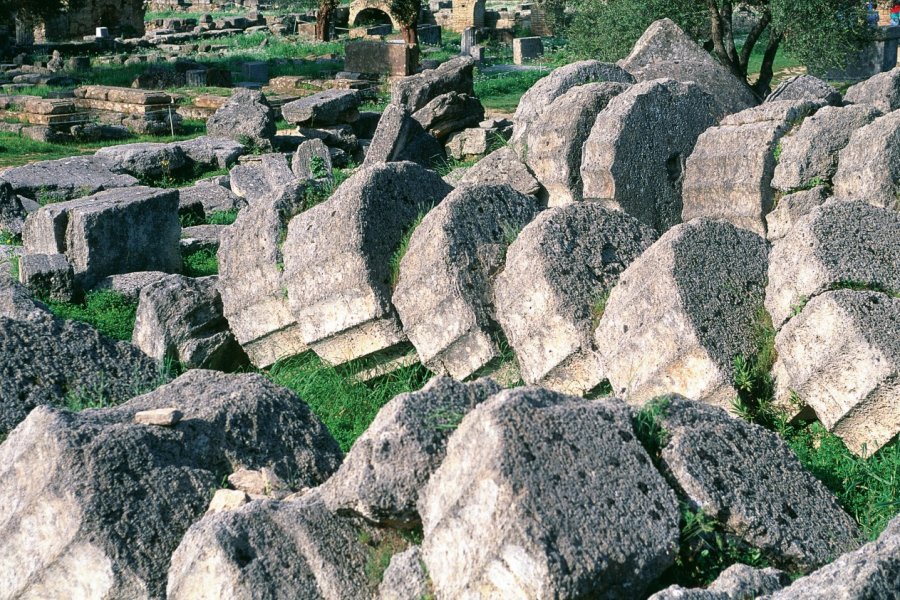 Les colonnes du temple d'Apollon. Alamer - Iconotec