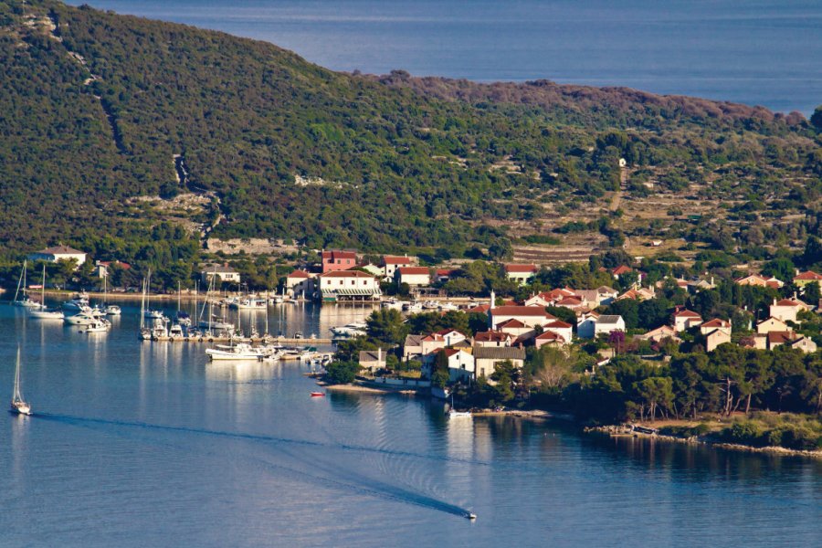 Ilovik, au sud de Losinj. xbrchx - iStockphoto