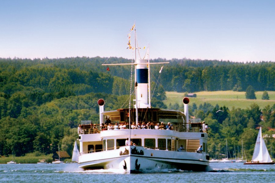 Bateau sur le lac Ammersee Association du Tourisme Région des Cinq Lacs de Starnberg