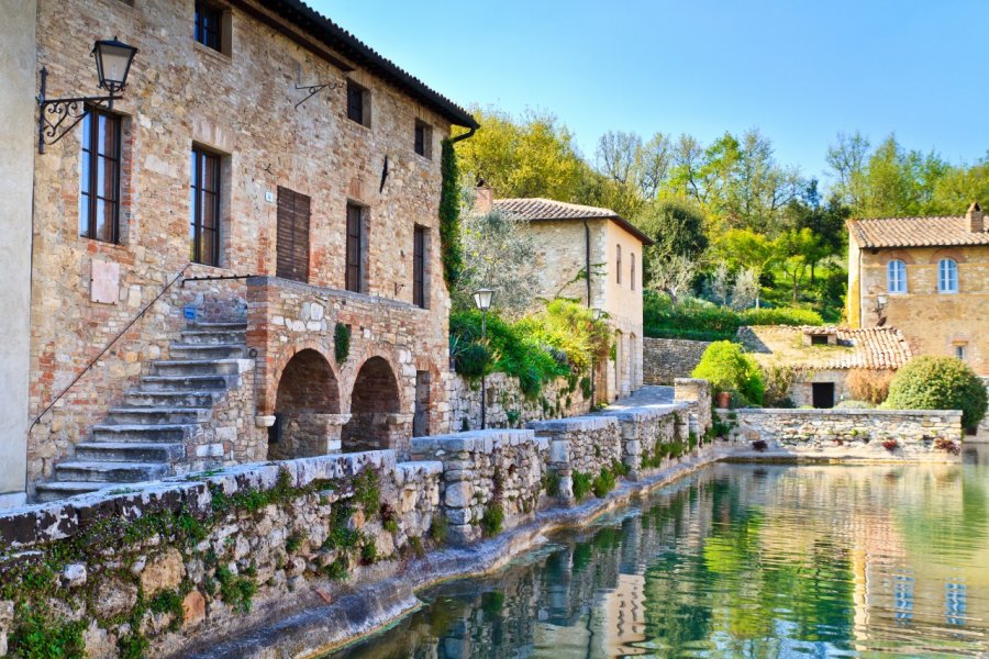 Bagno Vignoni. Bertl123 / Shutterstock.com