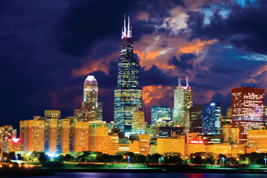 Skyline de Chicago. Ron Thomas - iStockPhoto.com