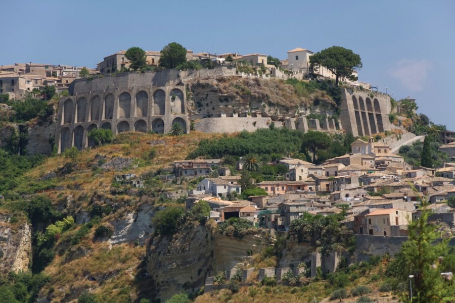 Château de Gerace. Anna QUAGLIA - iStockphoto