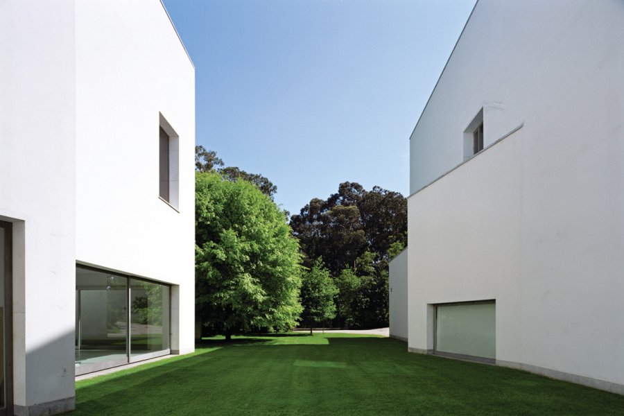 Musée d'Art Contemporain de Serralves Fundação de Serralves