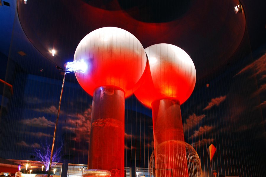 Musée des sciences. James Kirkikis - Shutterstock.com