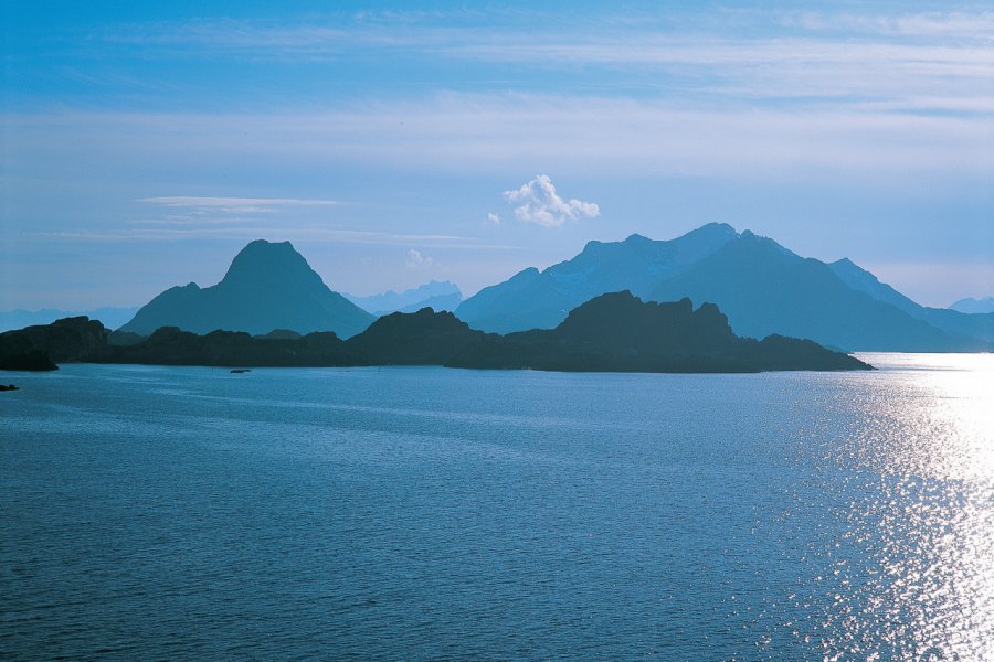 Paysage des Iles Lofoten. Boris ADAMOVSKI - Iconotec