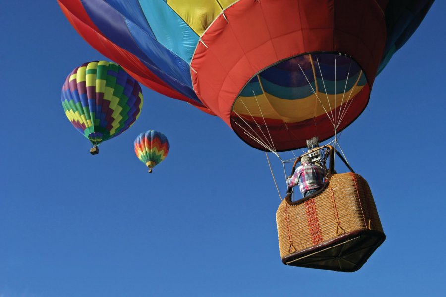 La découverte du Tarn en montgolfière est une activité exceptionnelle. avid_creative - iStockphoto.com