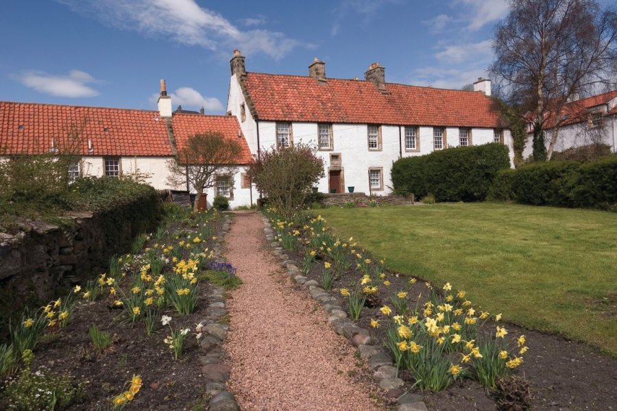 Culross au printemps. BMPix - iStockphoto.com
