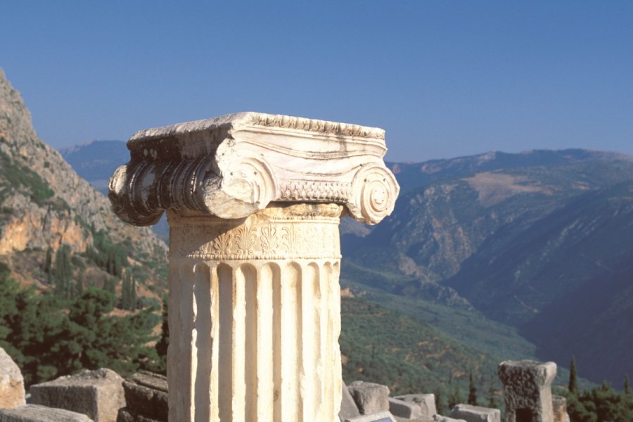 Colonne ionique du site archéologique de Delphes. Author's Image