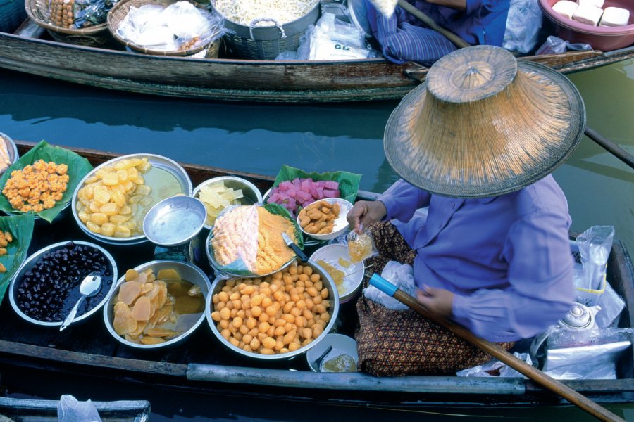 Damnoen Saduak Floating Market, le plus grand marché flottant de Thaïlande. Eric Martin - Iconotec