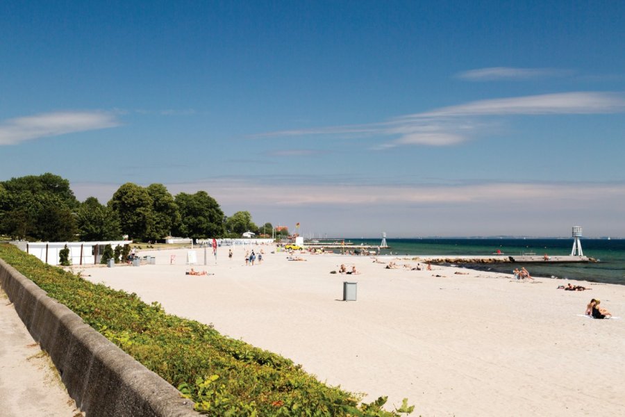 Plage de Bellevue à Klampenborg, dans les environs de Copenhague. Bigandt_Photography