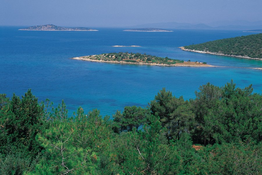 Les îles à proximité de Bodrum donnent un charme incontournable à la région. Hugo Canabi - Iconotec